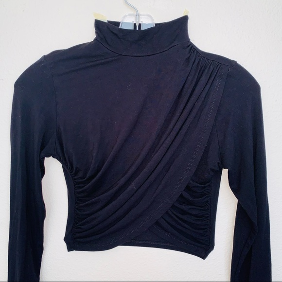 Fashion Nova Black Long Sleeve Crop Top with criss cross ruching - Picture 3 of 6